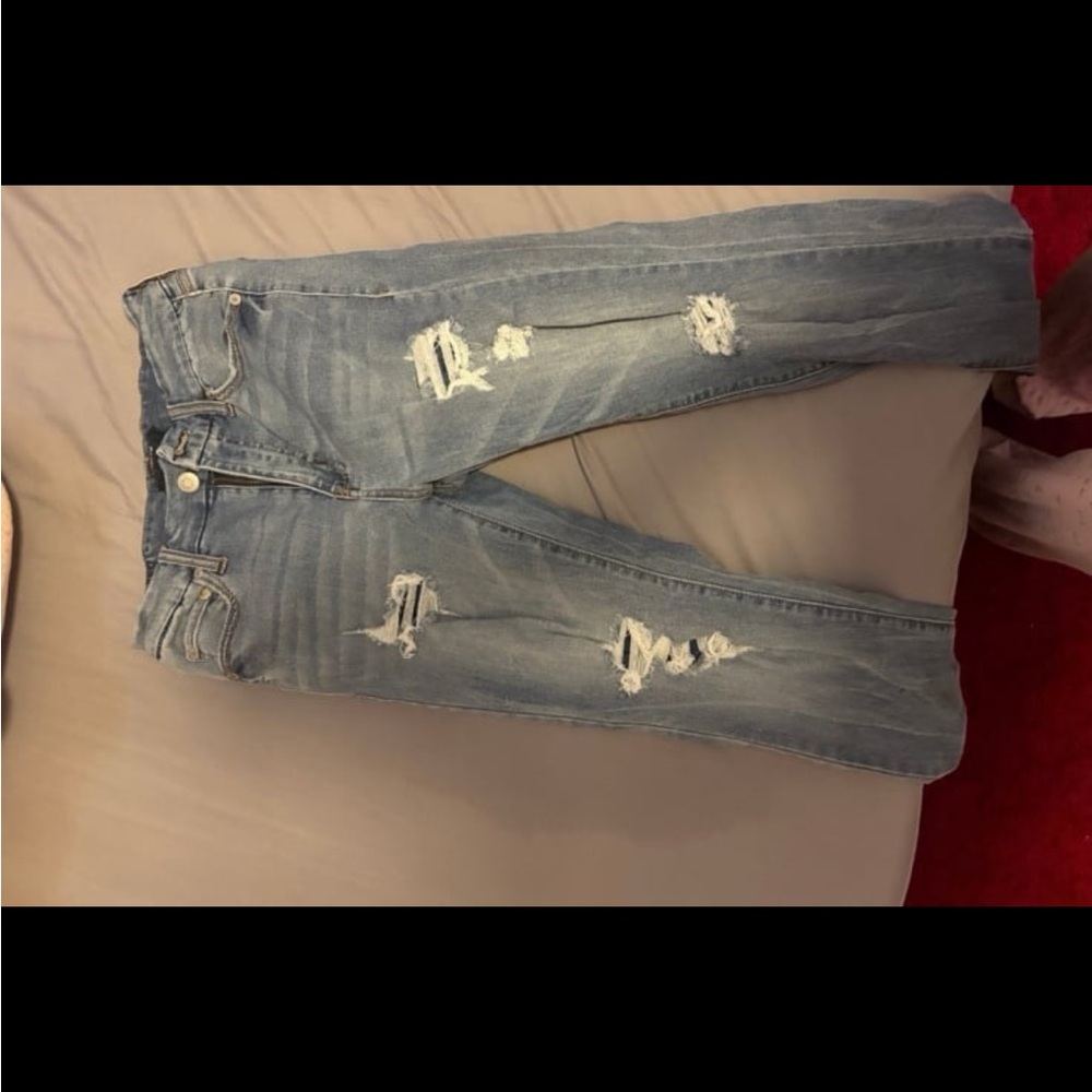 Classic Distressed Skinny Jeans in Blue